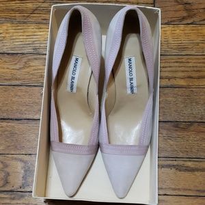 NIB Manolo Blahnik Pumps